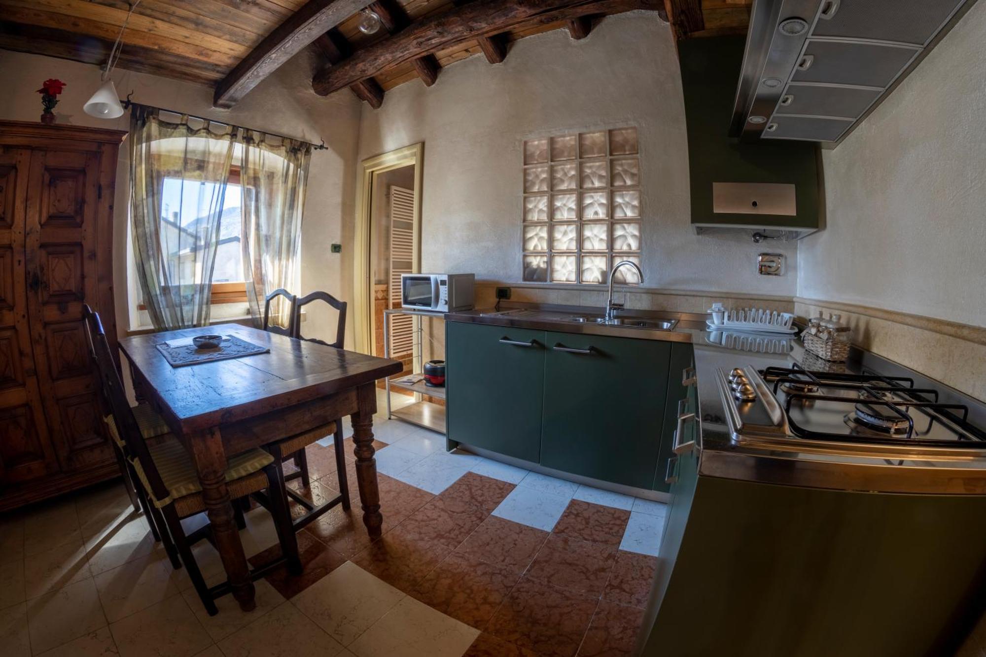 Aosta Con Vista - Appartamento In Centro Eksteriør bilde
